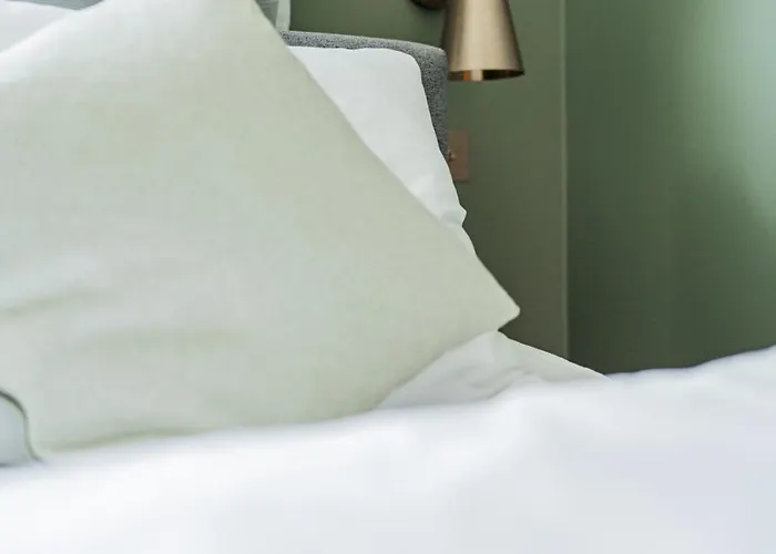 Home1 - Jardin Boutique Хостел *