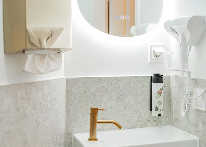 Хостел Home1 - Jardin Boutique *